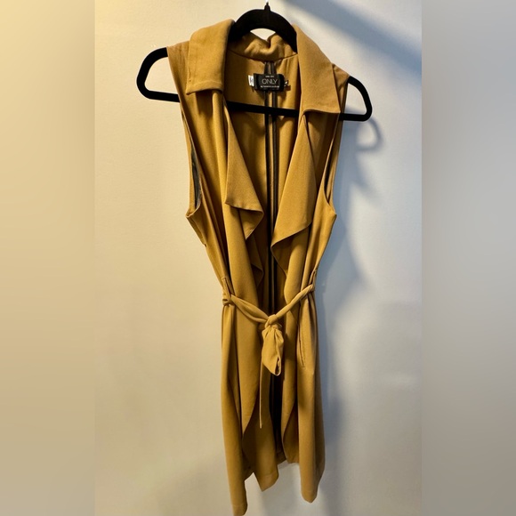 Only Vest - Picture 3 of 4